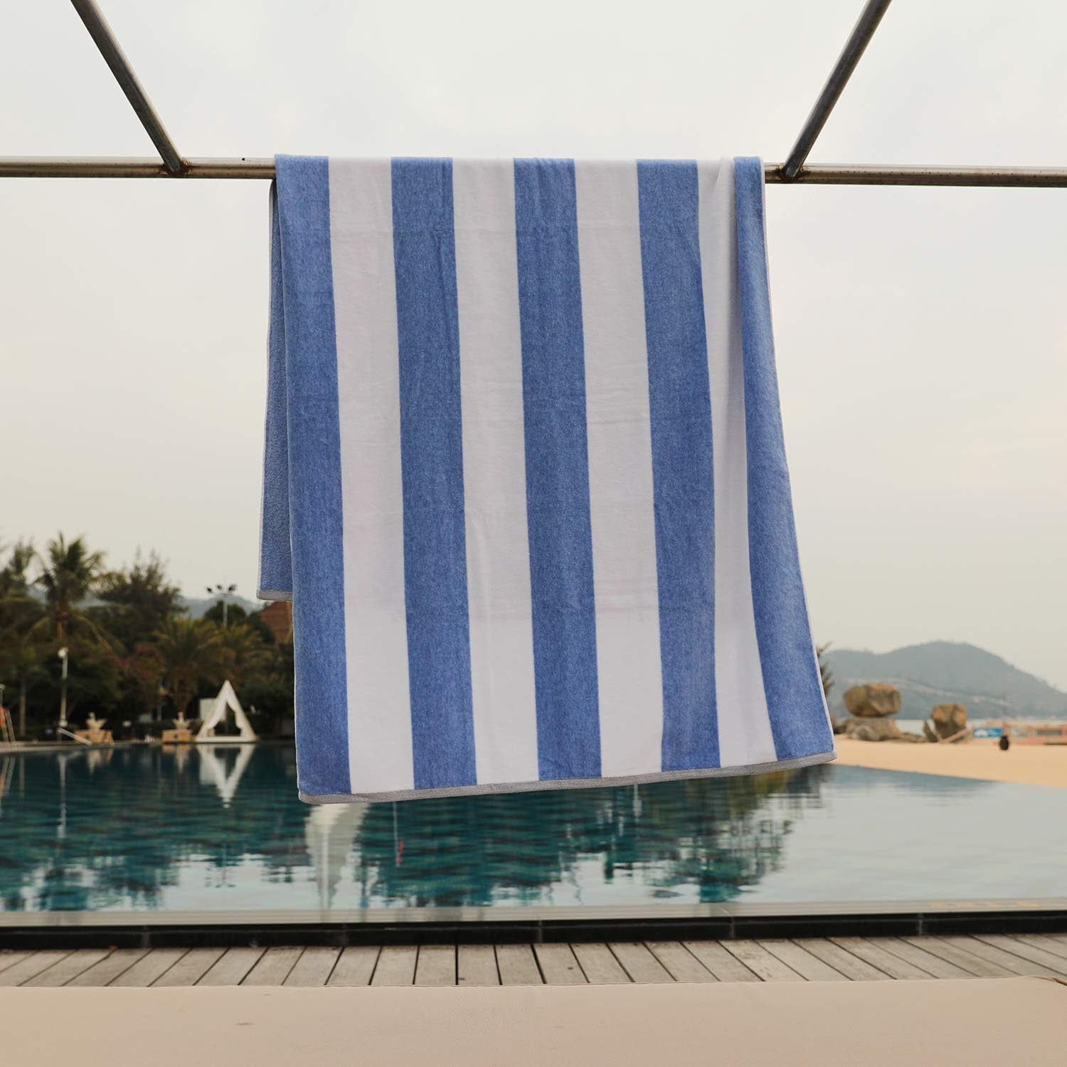 Fluffy Oversized Beach Towel - Plush Thick Large 70 X 35 Inch Cotton Pool Towel, Blue Striped Quick Dry Swimming Cabana Towel